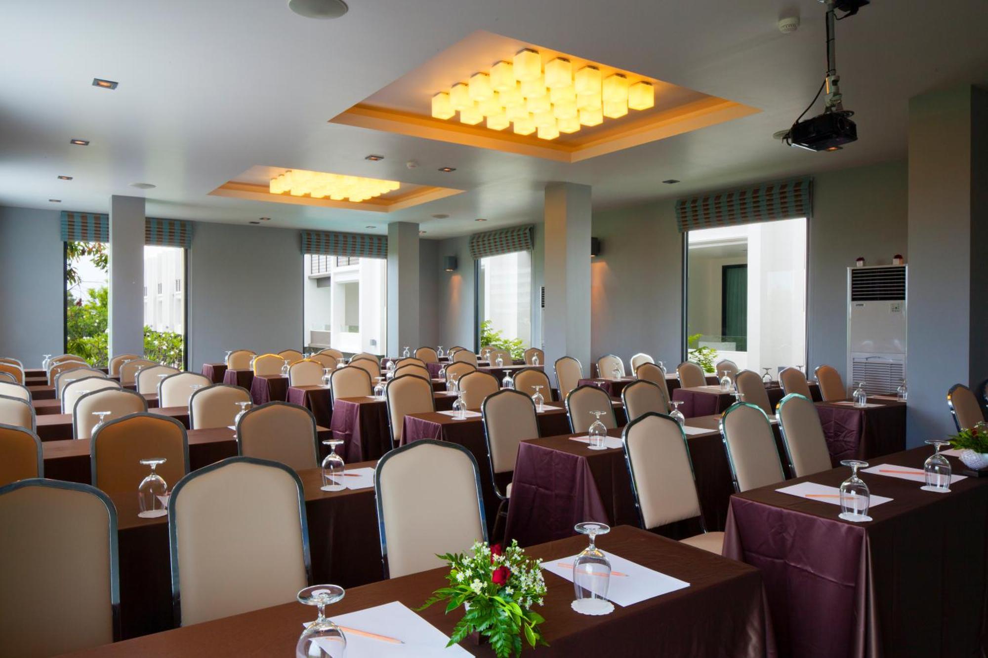 The Serenity Hua Hin Exterior photo
